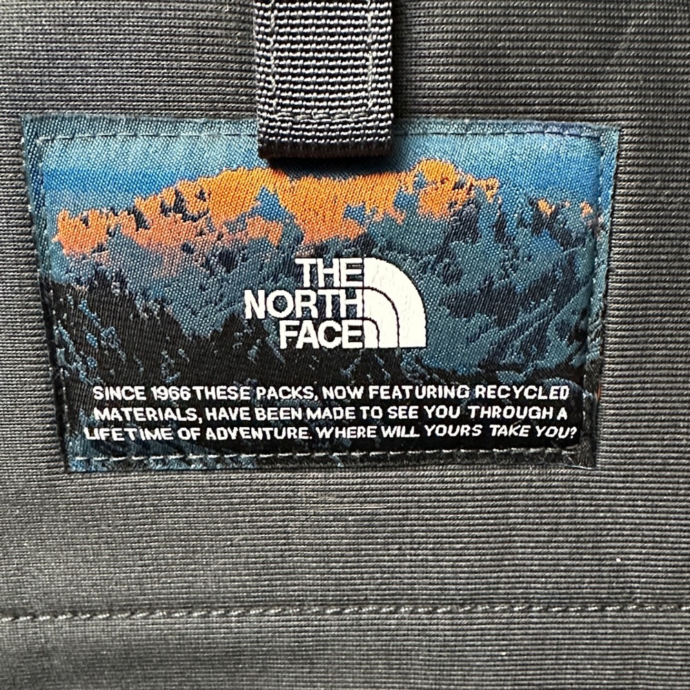 The North Face Recon Luxe Sky Blue Backpack - Picture 9 of 12